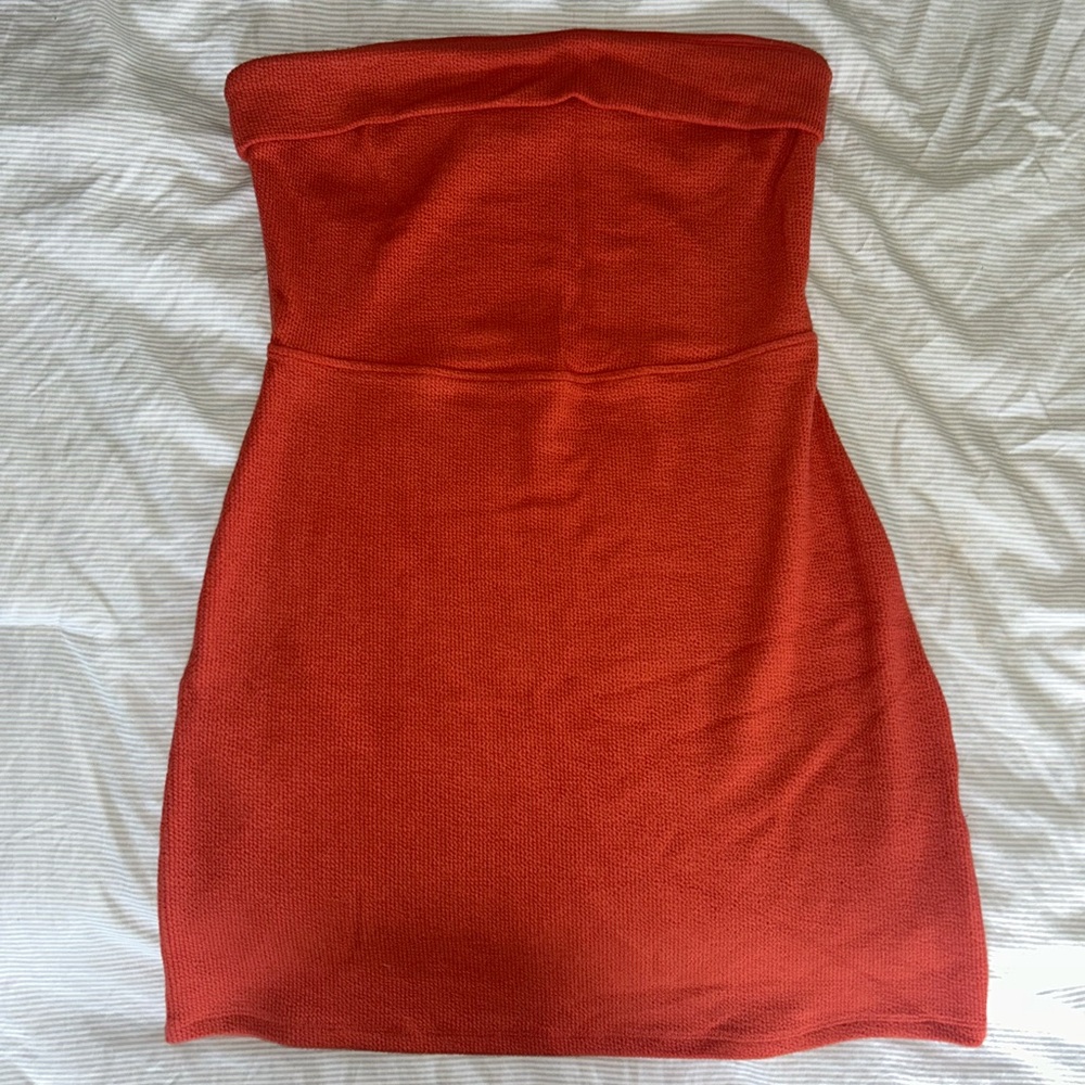 Hollister x Social Tourist Strapless Bodycon dress